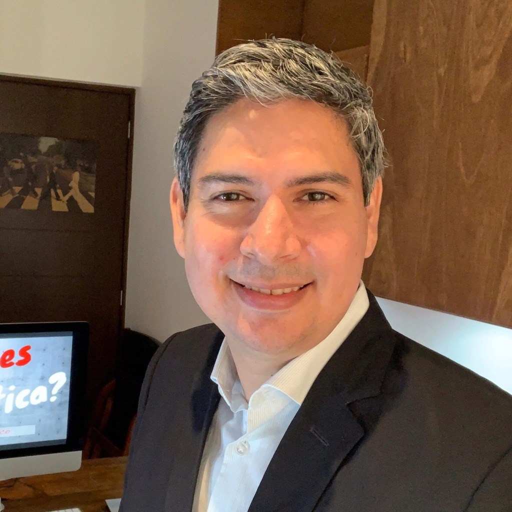 Fernando Mellado Meza, retrato profesional